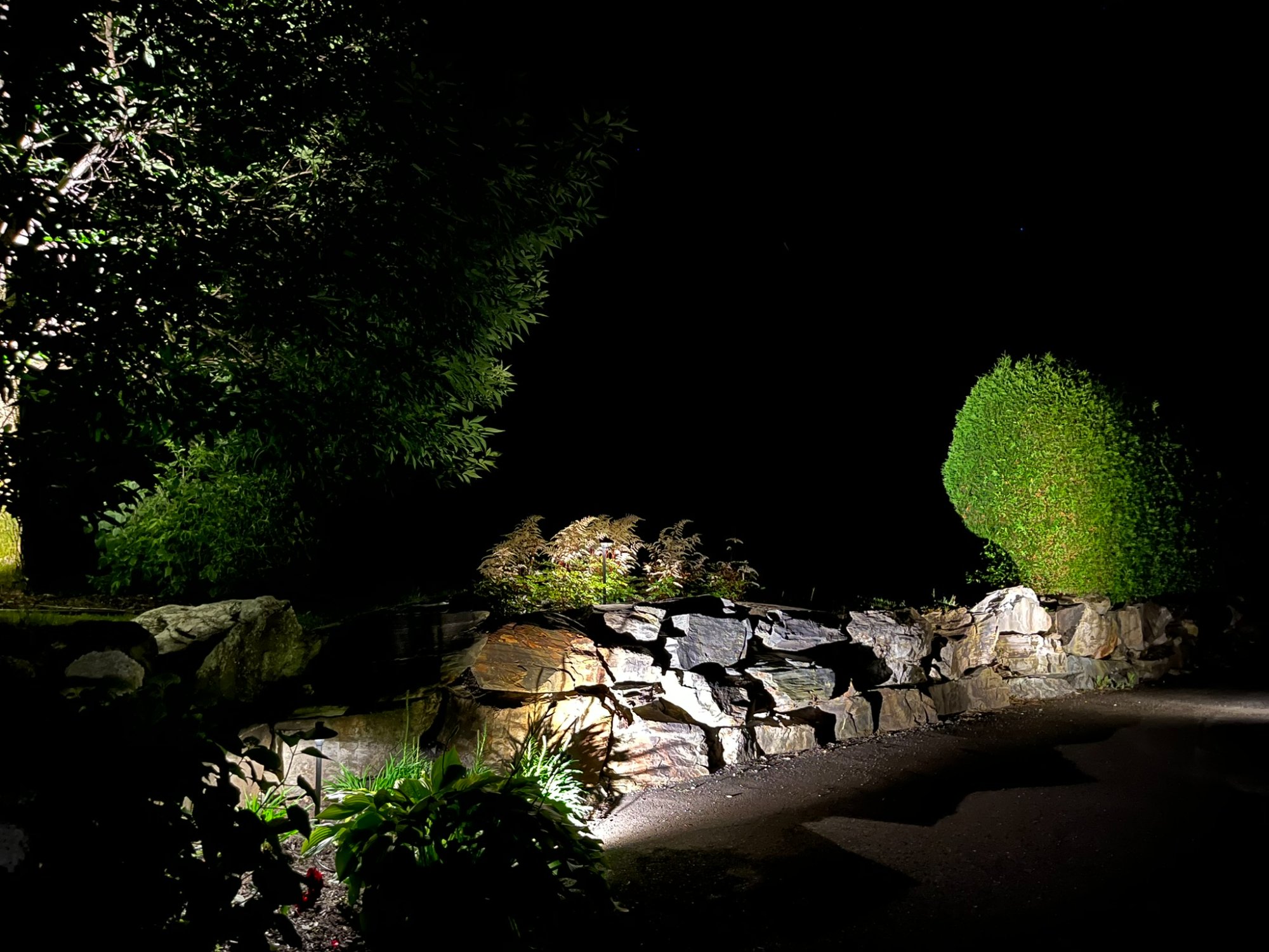 Éclairage murret de pierre Estrie - Lumières des Cantons
